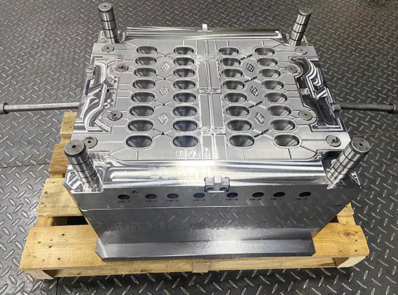 模胚与模仁有哪些不一样？