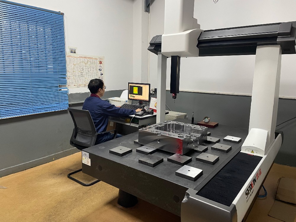 瑞典思瑞三次元